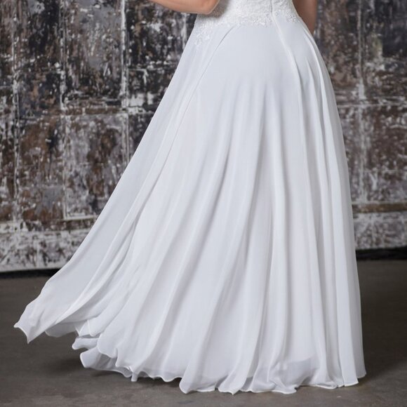 Plus Size Off Shoulder Lace Wedding Dress CD7258W - Picture 3 of 5